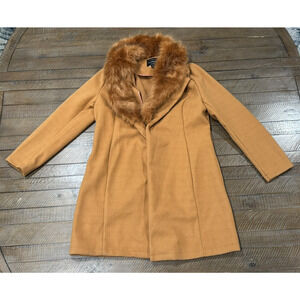 Haute Monde Tan Coat Faux Fur Collar Brown - Size XL - BELT IS MISSING